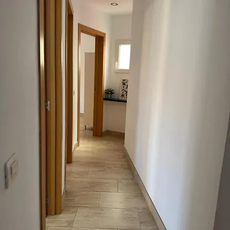Apartment Ifae 3 *