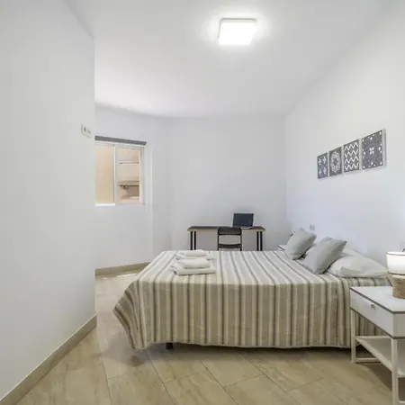 Ifae 3 Apartment