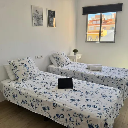 Apartman Ifae 3 *
